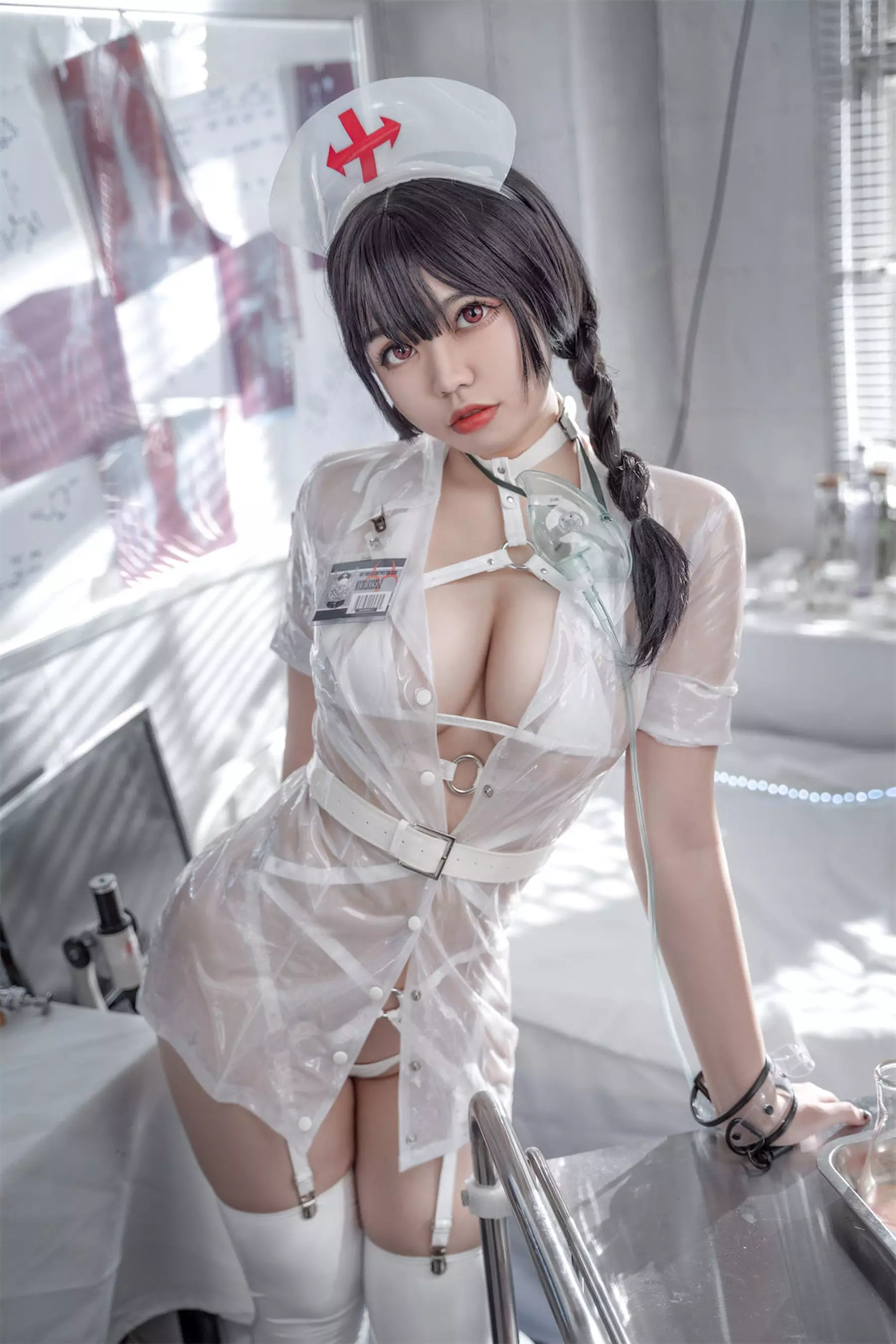 [福利COS] 啊日日_Ganlory - 未来白色护士