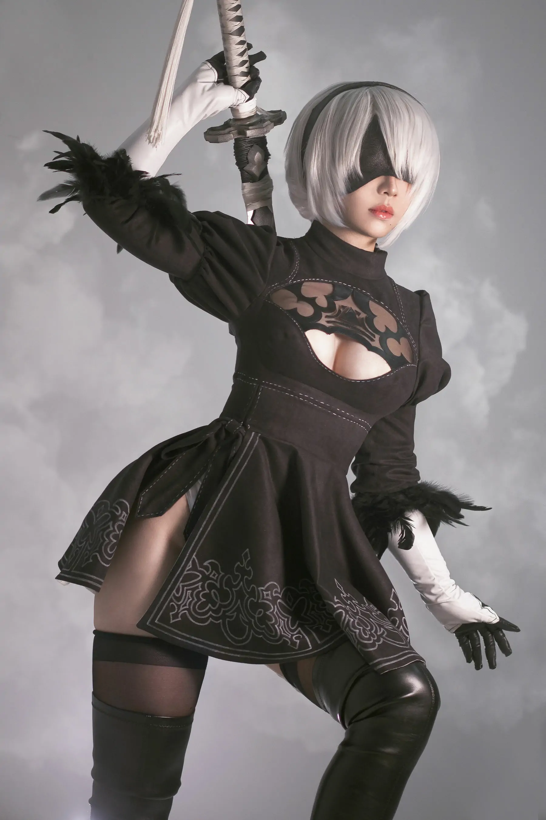 [福利COS] Cos妹子千寻 - 2B