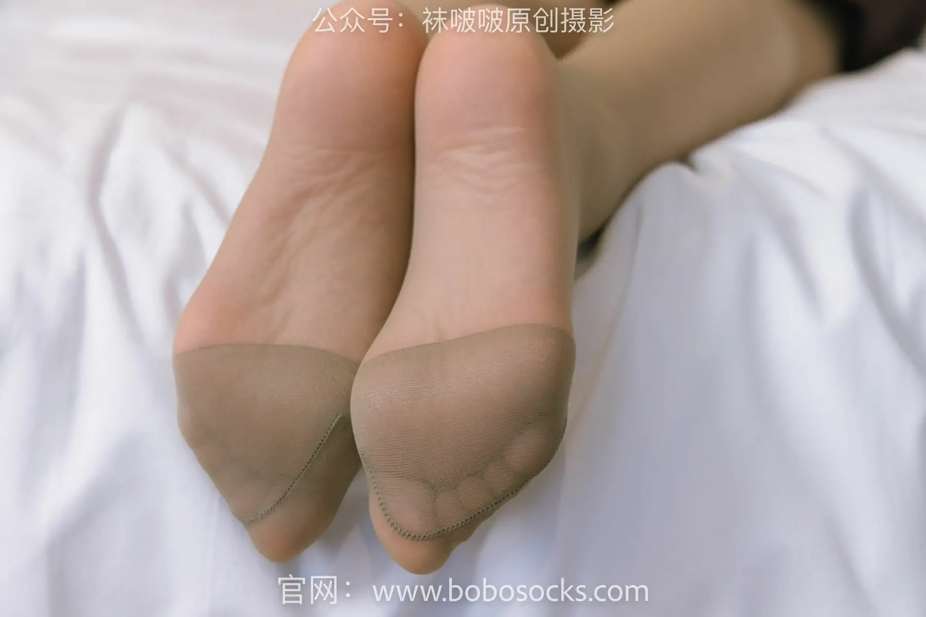 图片[4]-【性感写真】BoBoSocks袜啵啵 No.148 小淳-高跟鞋、咖啡丝、银行制服(140P)-美图-云享社·资源