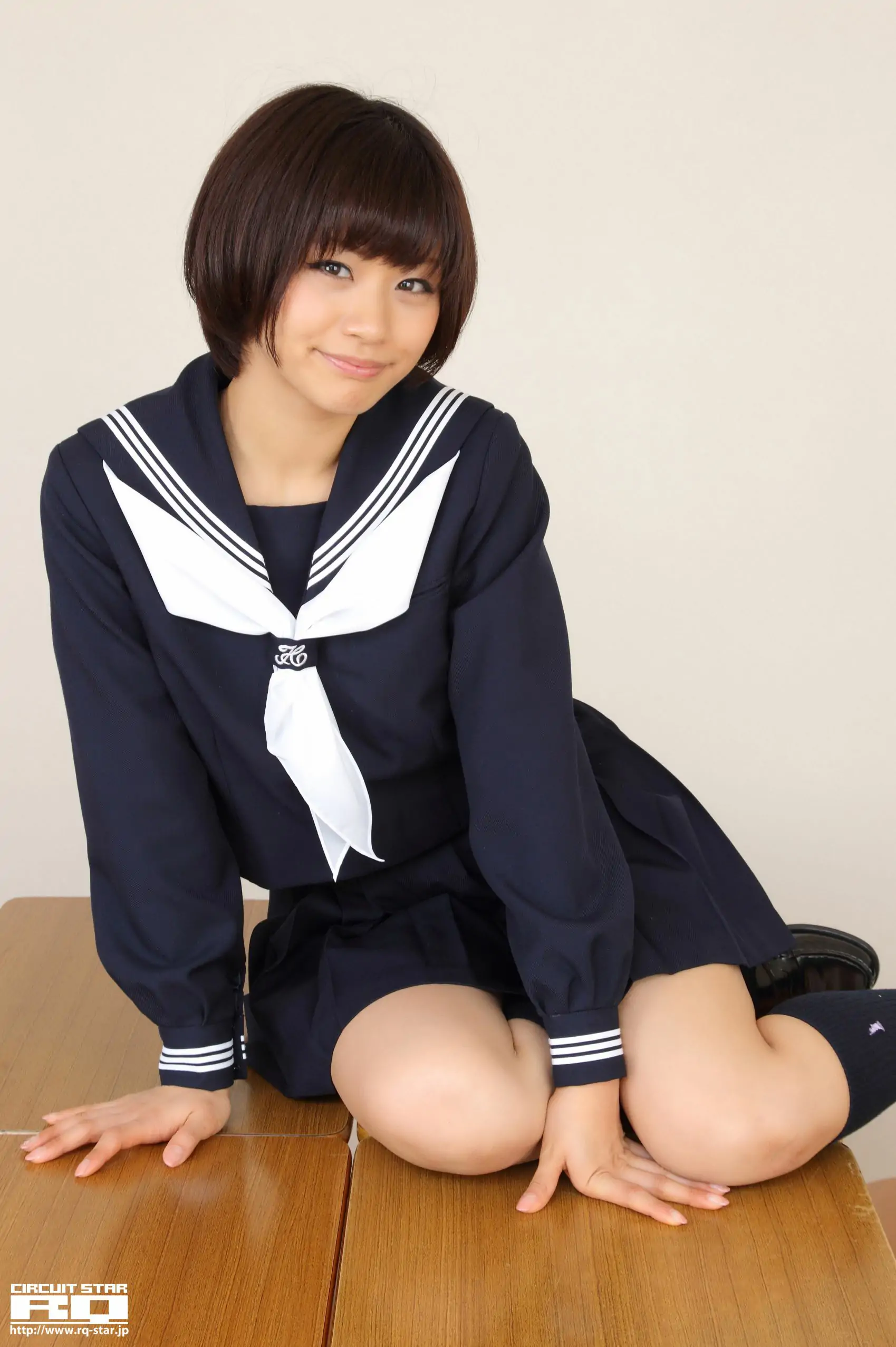 【日本写真】[RQ-STAR] NO.00615 安枝瞳 Sailor Girl 校服系列 写真集(130P) - IYXS