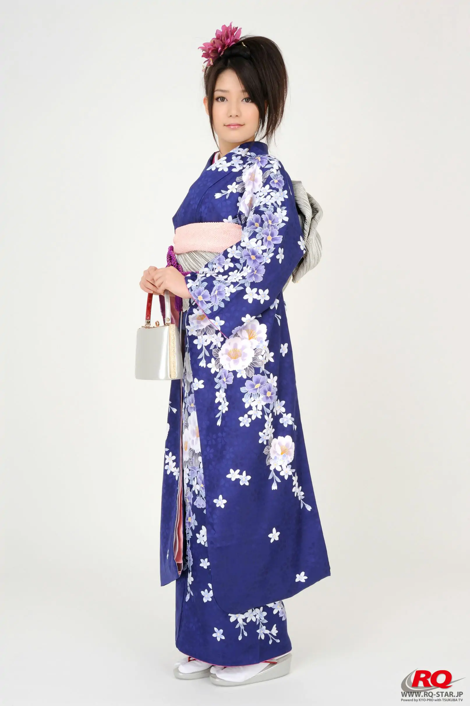 【日本写真】[RQ-STAR] NO.00068 古崎瞳 謹賀新年 Kimono – Happy New Year 和服系列(75P) - IYXS