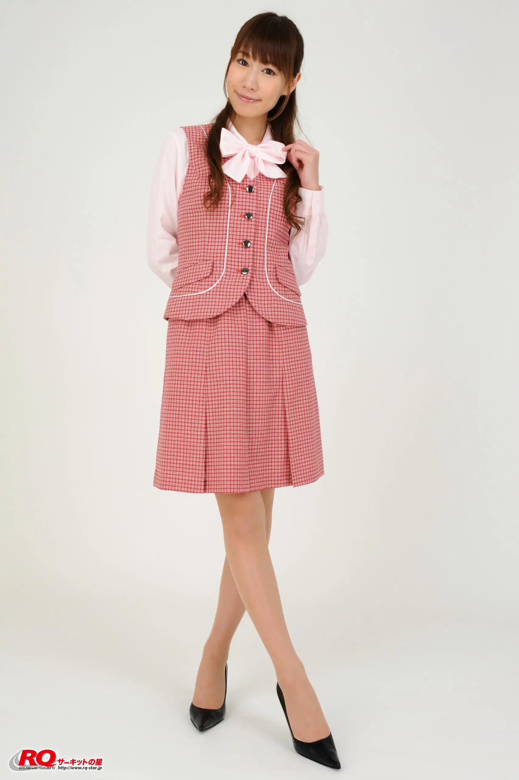 [RQ-STAR] NO.00104 山本里奈 Office Lady制服系列写真集