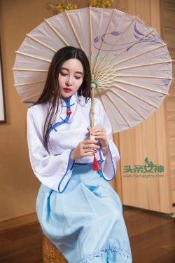 李梓熙《全身解禁 洛天依COS》 [头条女神] VIP专享(29P)