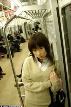 橘ひなた橘日向 《under rule》 [Graphis] Gals(32P)