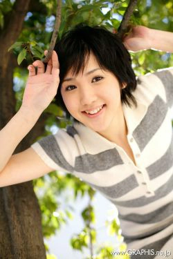 Uran Minami 南优兰 [Graphis] First Gravure 初脱ぎ娘(36P)