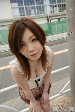 小川奈美《Approaching Rapidly》 [Graphis] Gals(18P)