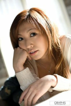 春風えみ《Escalation》 [Graphis] Gals(20P)
