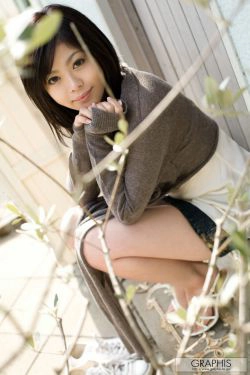 有希ちな有希千奈《Sexy Bash》 [Graphis] Gals(19P)