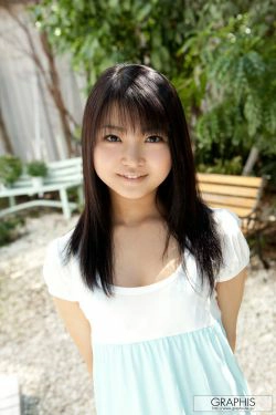 葵ちひろ葵千寻 [Graphis] First Gravure 初脱ぎ娘(34P)