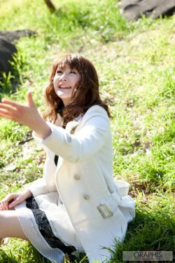 Erika Kirihara 桐原エリカ [Graphis] First Gravure 初脱ぎ娘(33P)