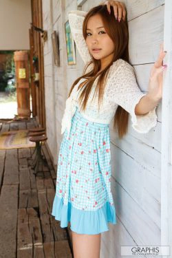 丘咲エミリ《Be Born Again》 [Graphis] Gals(13P)