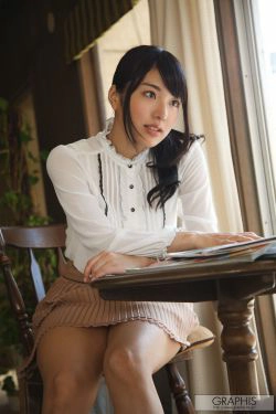 由爱可奈《Further Growth》》 [Graphis] Special Contents(29P)