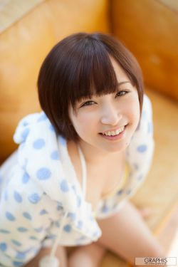 きみの歩美君野步美 [Graphis] First Gravure 初脱ぎ娘(54P)