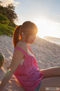 瑠川リナ《Love-Para》 [Graphis] Special Contents(48P)