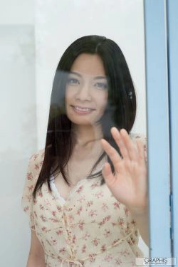 Anno An 庵野杏 [Graphis] First Gravure 初脱ぎ娘(43P)