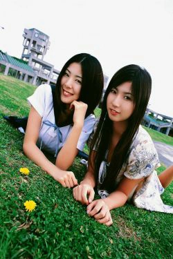 青谷优衣 小田あさ美 [VYJ] 制コレGP ソログラビア Vol.15(33P)
