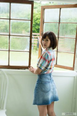 Aoi Akane あかね葵赤根葵 [Graphis] First Gravure 初脫ぎ娘(45P)