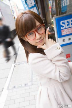 小島みなみ《2016 SUMMER SPECIAL》 [Graphis](67P)