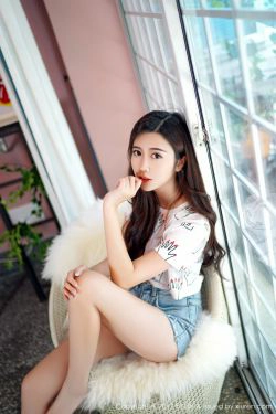 方绮言Ayaka《冰清玉洁，清新秀美》 [嗲囡囡FEILIN] VOL.074(40P)