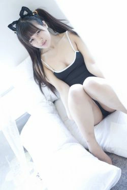 熙恩《日系连体运动服 日系吊带深沟》 [果团网Girlt] No.030(52P)