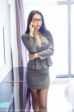 大熙《职场OL蒙面黑丝与浴室湿身性感诱惑》 [星乐园LeYuan] VOL.044(47P)