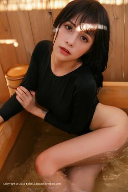 夏美酱《蕾丝睡衣 死库水湿身》 [Bololi波萝社] BOL.015(40P)
