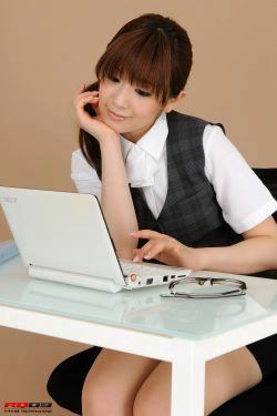 [RQ-STAR] NO.00179 Chika Tohno 遠野千夏 Office Lady 职业装写真集(120P)