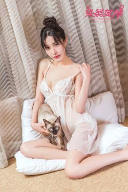 Baby《少女与猫》 [头条女神Toutiaogirls](17P)