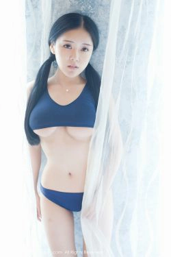 红气球《童颜巨乳稚气未脱小姑娘》 [秀人XIUREN] NO.841(49P)
