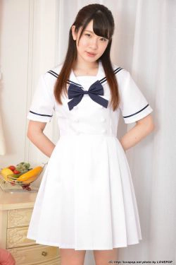 Aoi Kousaka 香坂葵 学生装 Set1 [LovePop](65P)