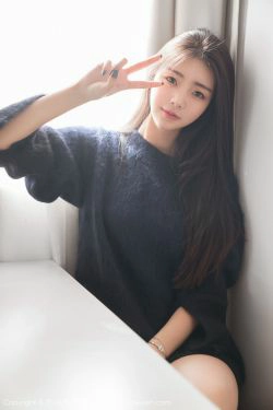 可樂Vicky《毛衣 白衬衫》 [花漾HuaYang] Vol.027(30P)