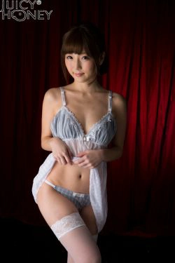 [Juicy Honey] トレカ連動 佐倉絆《THE.DELUXE.2017》(37P)