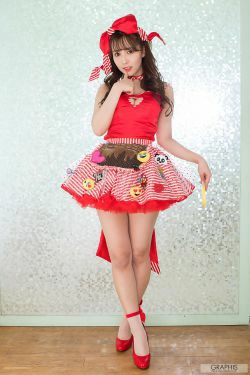 三上悠亜《Valentine Special 2018》[Graphis] LIMITED EDITION(10P)