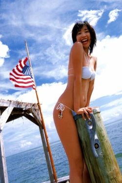 山崎真実《マイマミ》 [PhotoBook](72P)