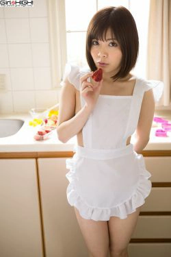 山口里菜子《僕たち（私たち）お尻だ～いすき！》裸エプロン [Girlz-High](26P)