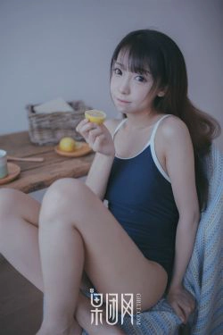 水花花不是水哗哗《邻家小妹陪你吃早餐！》 [果团Girlt]熊川纪信 No.028(56P)