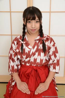 [LOVEPOP] Karen Sakisaka 咲坂花恋  Photoset 04(74P)