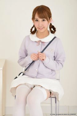 [LOVEPOP] Mai Usami 宇佐美まい transparent chair! Lolita clothes - PPV(61P)