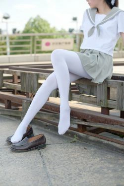 [森萝财团] R15-026 JK白丝户外(79P)
