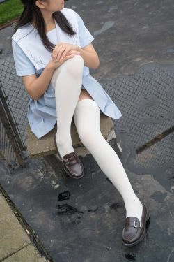 [森萝财团] R15-036 白丝高考学妹(84P)