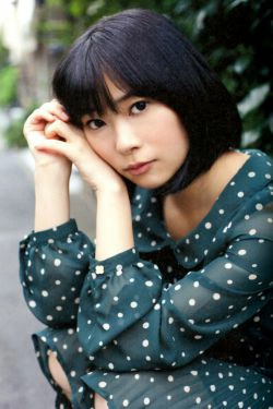 指原莉乃 『さしこ』写真集  出版社 講談社(51P)