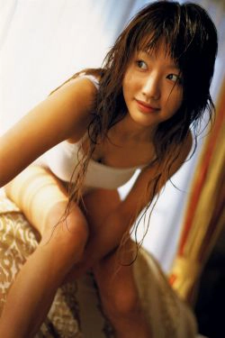 真锅薰 眞鍋かをり-《kawori》 写真集(99P)