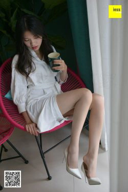 [异思趣向IESS]  模特：七七 《七七的仙女白裙》(80P)