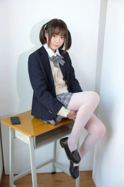 [森萝财团] X-010-SSR JK校服白丝(83P)