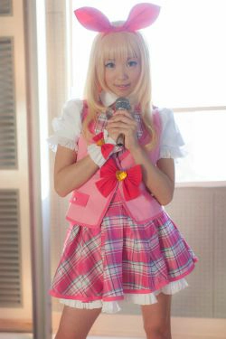 早乙女らぶ (Saotome Love) 《Aikatsu!》星宮いちご [@factory](28P)