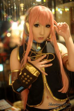 绫香サク 《VOCALOID》 Megurine Luka [Shooting Star s](133P)