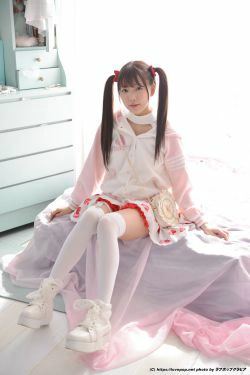 [LOVEPOP] Tatsumi Sina 辰巳シーナ Photoset 05(38P)