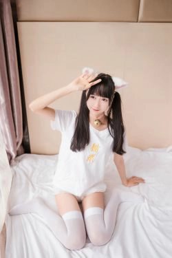 [风之领域] NO.129 猫系白丝少女(51P)