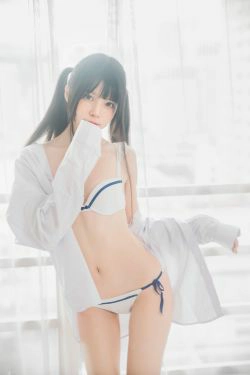 桜桃喵 《白衬衫双马尾》(47P)