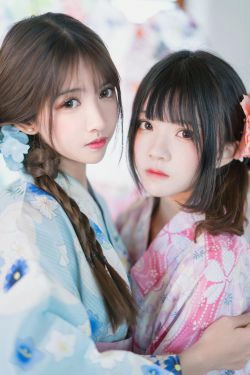 桜桃喵&鳗鱼霏子《百合》》(20P)